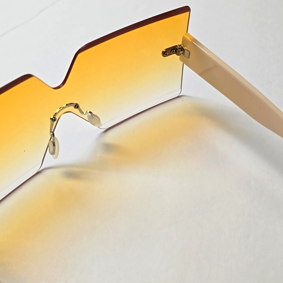 Stylish Yellow Gold Sunglasses